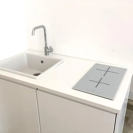 Beautiful Duplex Historic Center Air Conditioning アパート