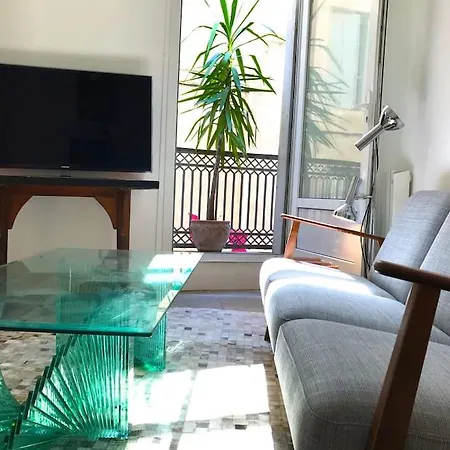 Beautiful Duplex Historic Center Air Conditioning Apartment